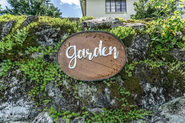 $449,900 | 205 Sevier Avenue, Greeneville, TN 37745