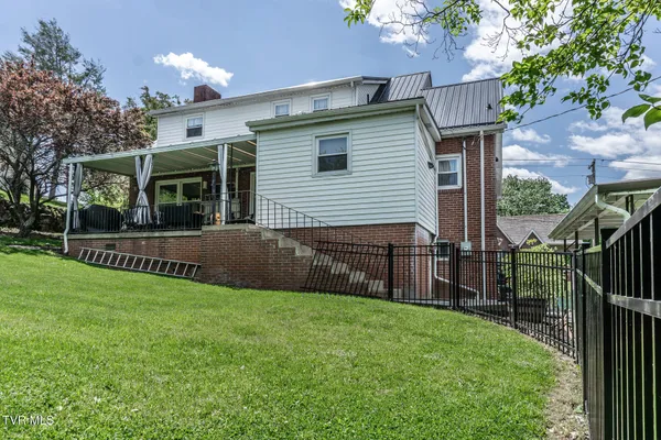 $449,900 | 205 Sevier Avenue, Greeneville, TN 37745