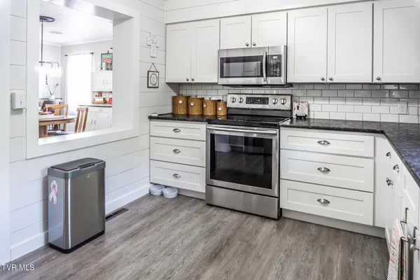 $449,900 | 205 Sevier Avenue, Greeneville, TN 37745