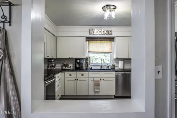 $449,900 | 205 Sevier Avenue, Greeneville, TN 37745