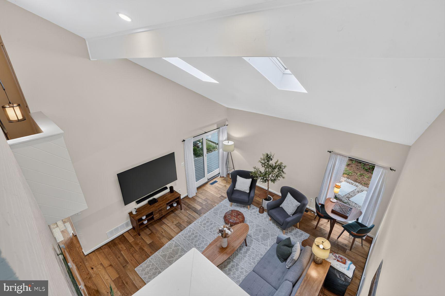2003 Upper Lake Drive Reston, VA 20191 - Photo 21 of 57 View from Primary bedroom