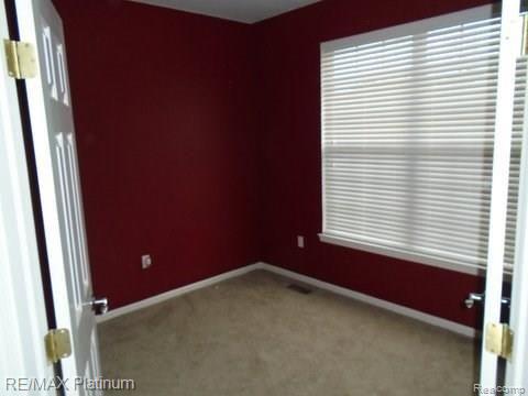 1528 Ashton Ridge Court Howell, MI 48843 - Photo 13 of 32