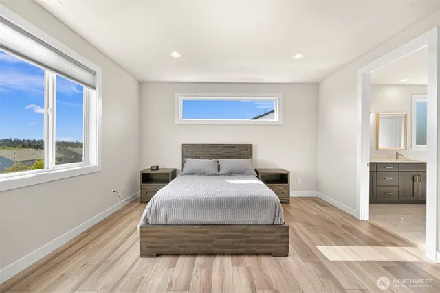 $989,500 | 5423 Lonicera Drive, Blaine, WA 98230