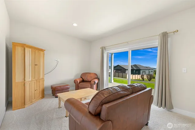 $989,500 | 5423 Lonicera Drive, Blaine, WA 98230