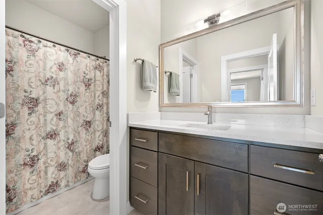 $989,500 | 5423 Lonicera Drive, Blaine, WA 98230