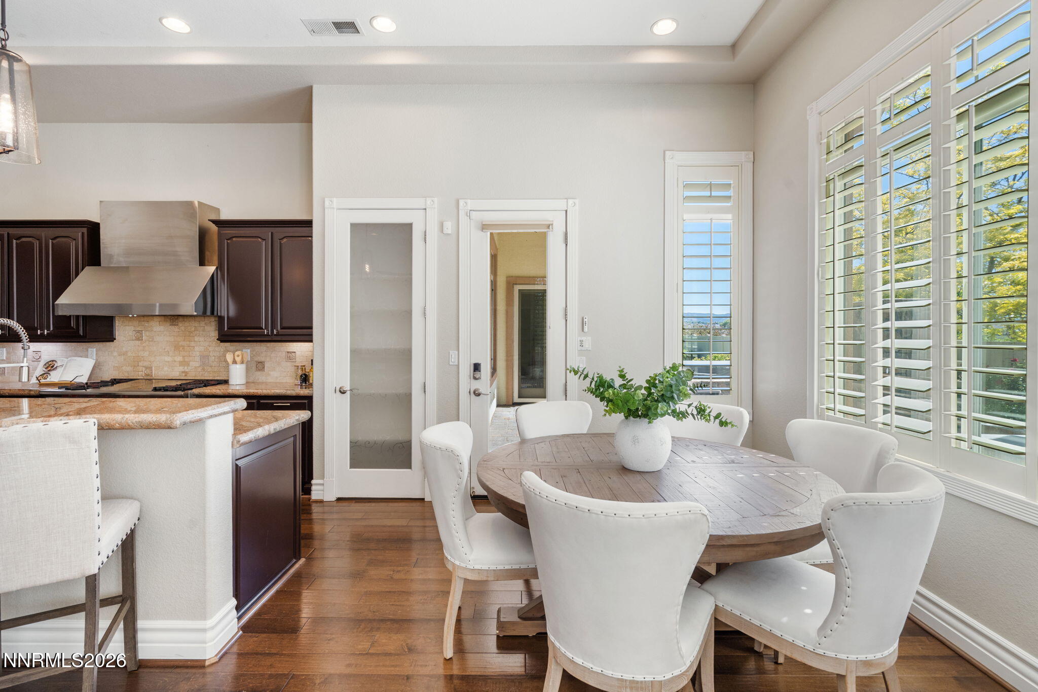2615 Vitoria Lane Reno, NV 89521 - Photo 12 of 51 27-web-or-mls-DSC08201