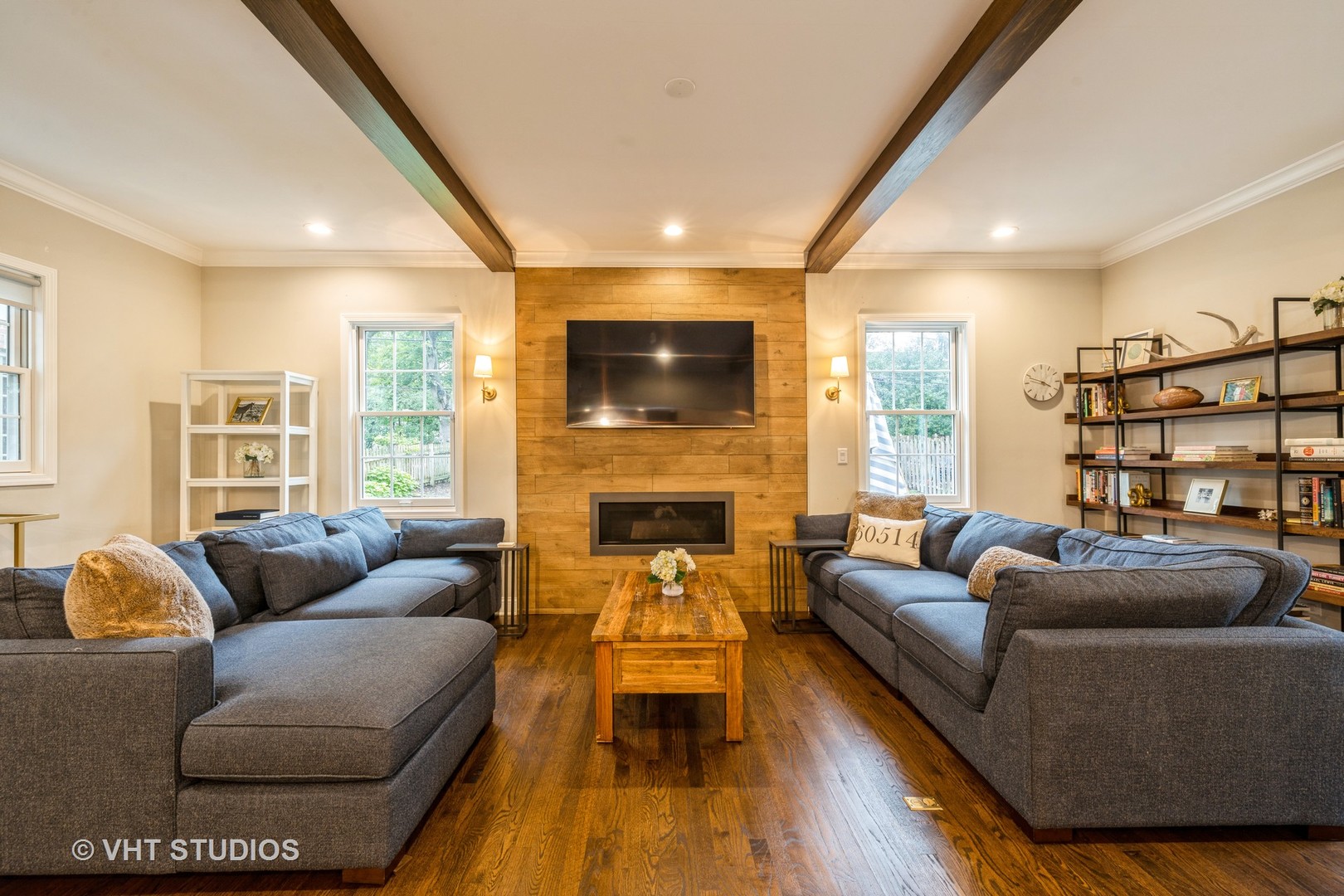 Undisclosed Address Clarendon Hills, IL 60514 - Photo 4 of 21 a living room with furniture and a fireplace