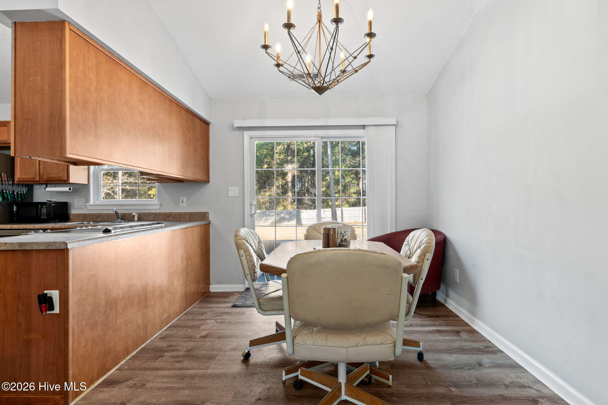 115 Hac Street Jacksonville, NC 28540 - Photo 11 of 40 14-web-or-mls-cammediallc.com-26