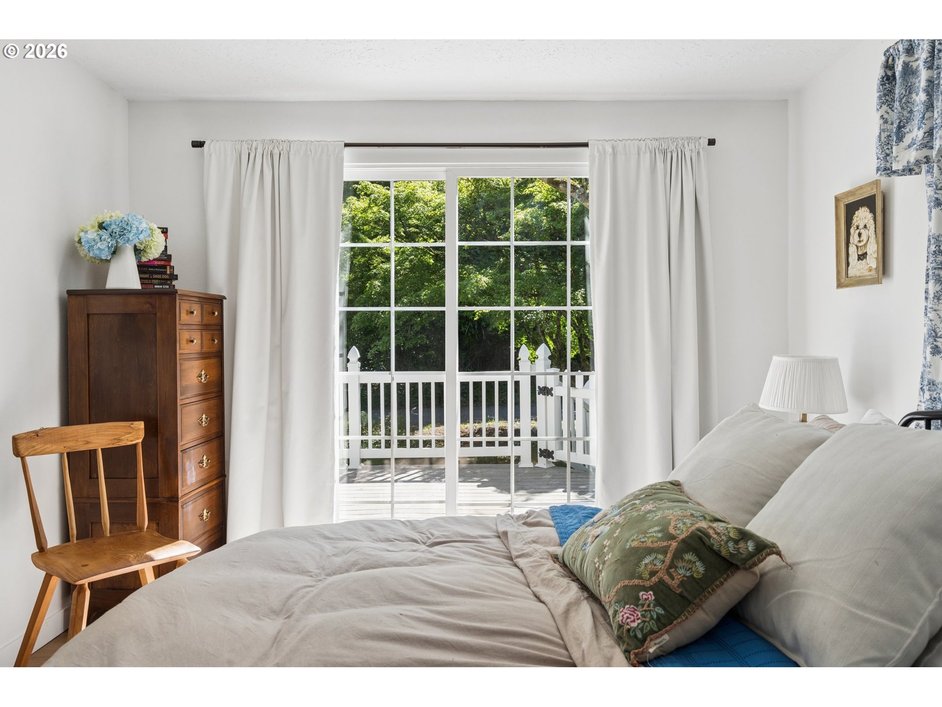10835 Southwest 39th Avenue Portland, OR 97219 - Photo 20 of 43