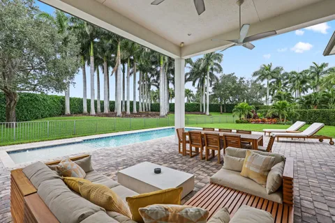 $3,495,000 | 2751 Northwest 70th Boulevard, Boca Raton, FL 33496