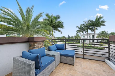 $3,495,000 | 2751 Northwest 70th Boulevard, Boca Raton, FL 33496