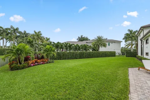 $3,495,000 | 2751 Northwest 70th Boulevard, Boca Raton, FL 33496