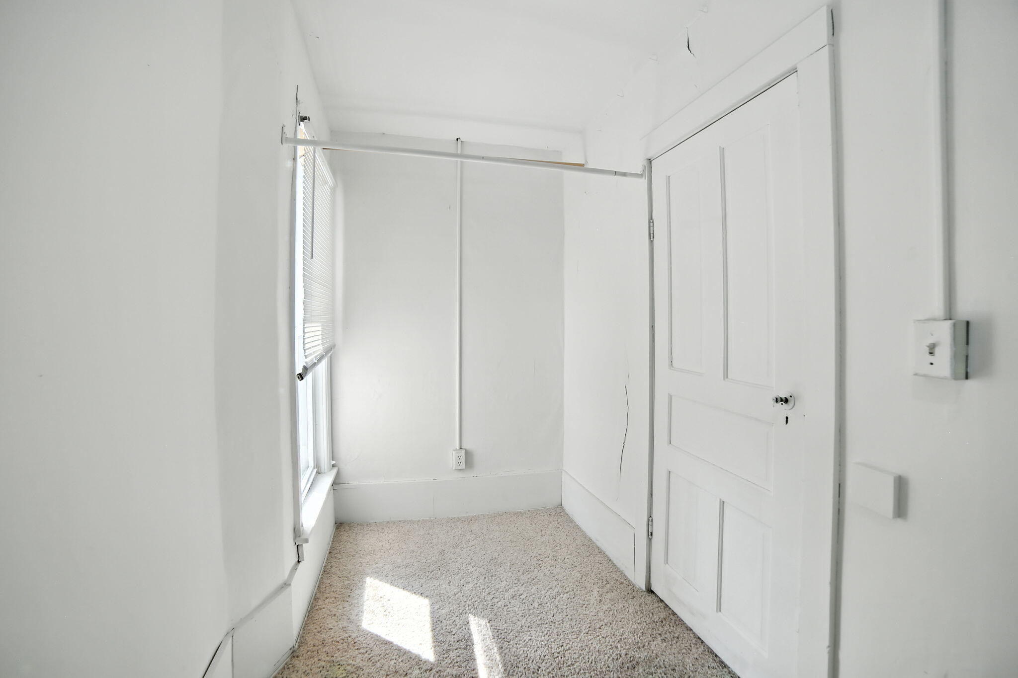 332 West Upton Avenue Reed City, MI 49677 - Photo 35 of 41 closet 1