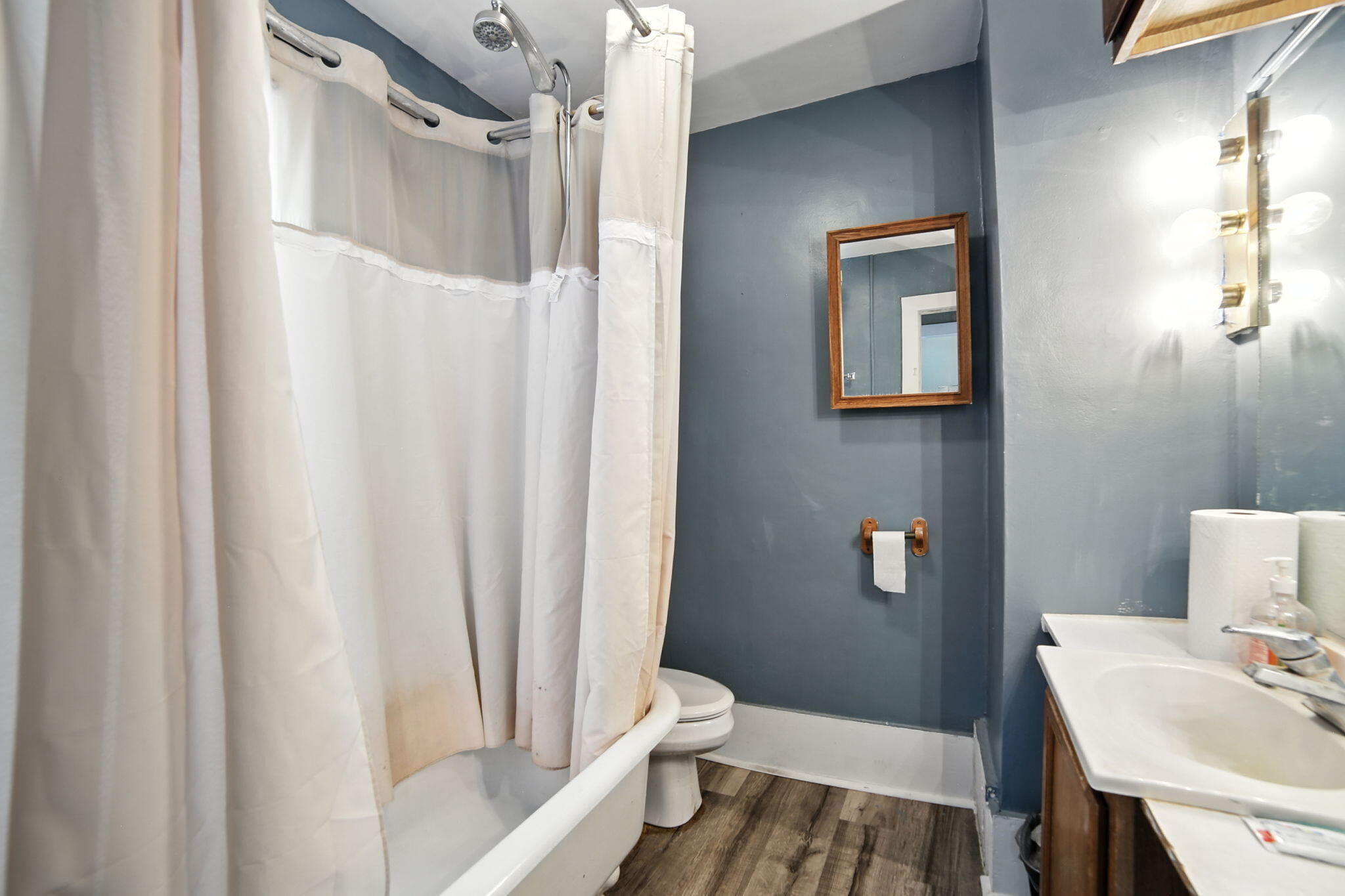 332 West Upton Avenue Reed City, MI 49677 - Photo 38 of 41 bathroom 1