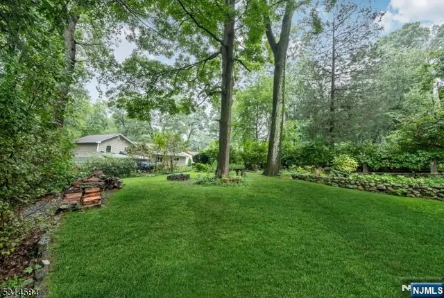 $2,600 | 41 Bellot Road, Ringwood, NJ 07456