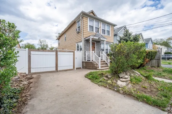 $327,000 | 813 George Street, Plainfield, NJ 07062