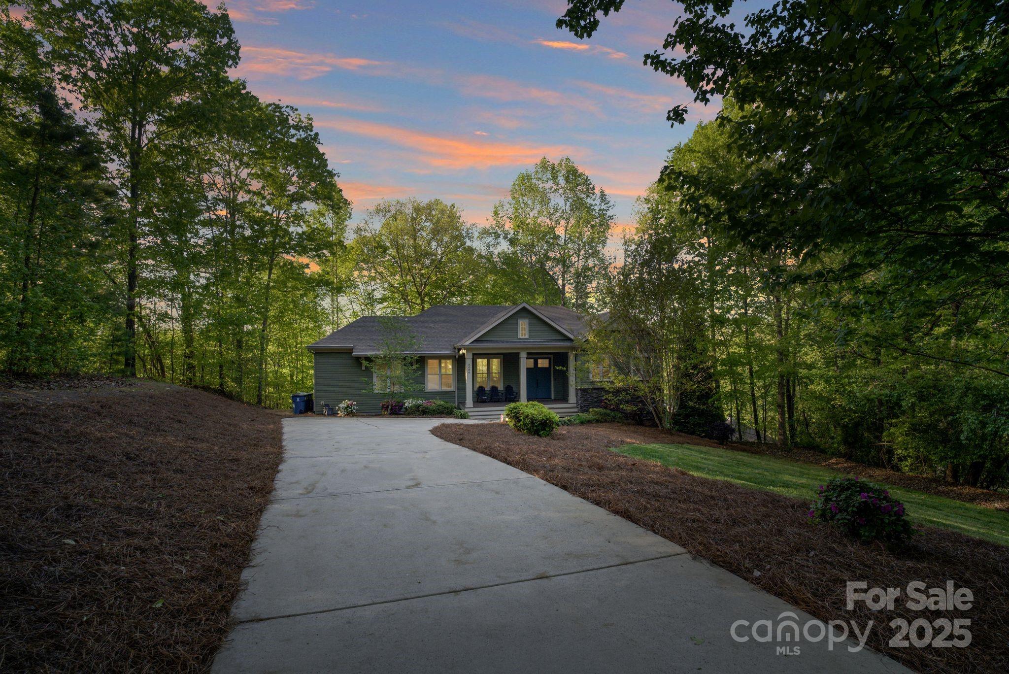 8086 Summit Ridge Drive Catawba, NC 28609 - Photo 2 of 45 Gallery Image 2