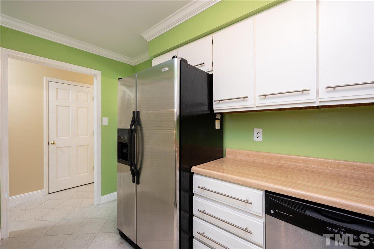 5612 Hamstead Crossing Raleigh, NC 27612 - Photo 8 of 27