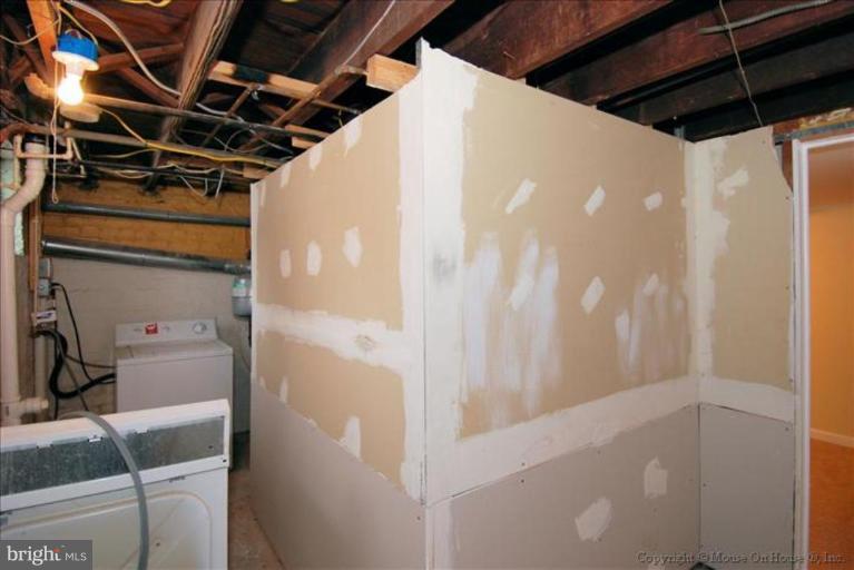 709 Rittenhouse Street Northwest Washington, DC 20011 - Photo 5 of 18 Laundry Area 1