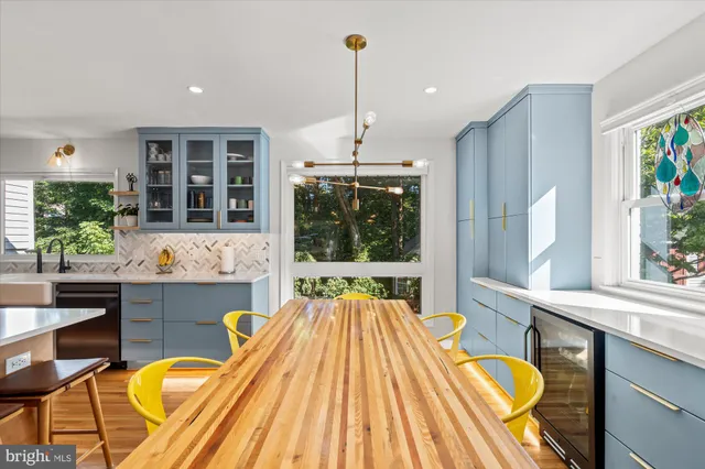 $4,700 | 6123 Beech Tree Drive, Alexandria, VA 22310