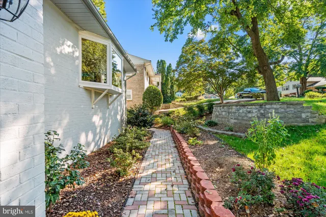 $4,700 | 6123 Beech Tree Drive, Alexandria, VA 22310