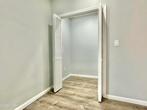 $1,800 | 37 High Street, Unit 2, Green Island, NY 12183