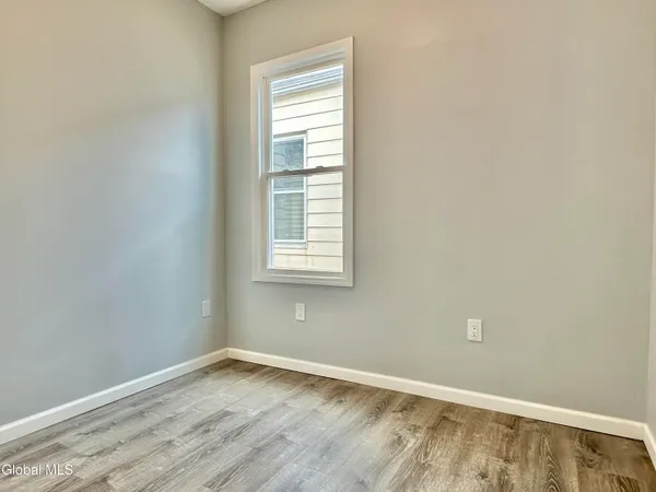 $1,800 | 37 High Street, Unit 2, Green Island, NY 12183