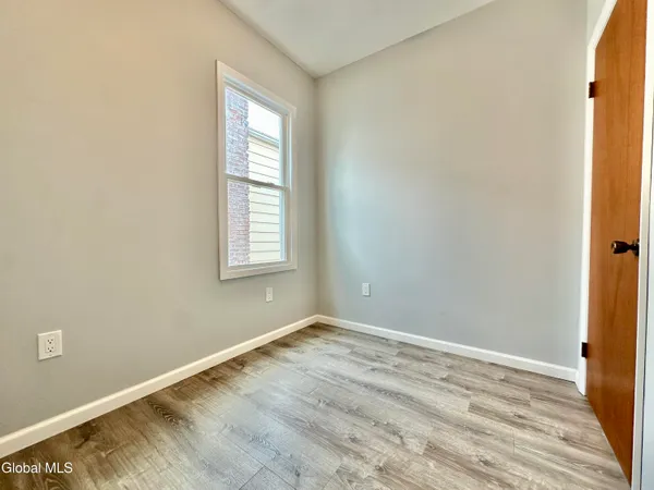 $1,800 | 37 High Street, Unit 2, Green Island, NY 12183