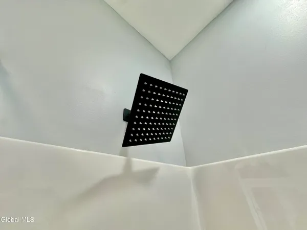 $1,800 | 37 High Street, Unit 2, Green Island, NY 12183