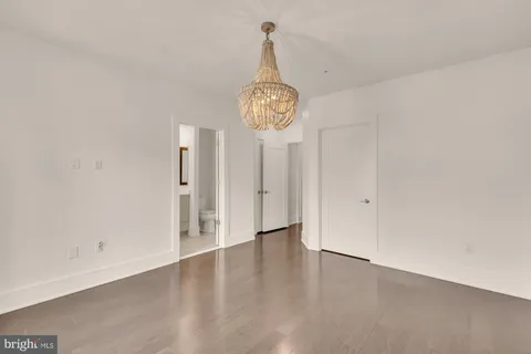 $1,374,900 | 142 Winsome Circle, Bethesda, MD 20814