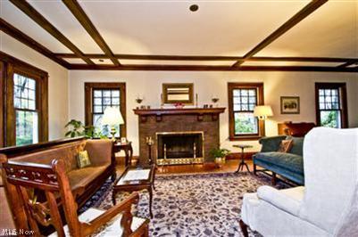 2813 Edgehill Road Cleveland, OH 44118 - Photo 4 of 23 Gallery Image 4