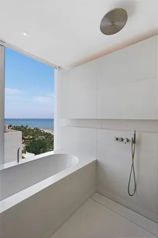 $7,750,000 | 2901 Collins Avenue, Unit 1001, Miami Beach, FL 33140