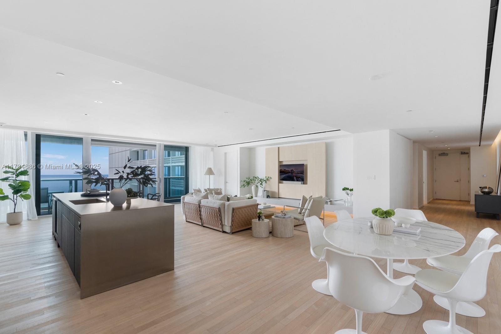 2901 Collins Avenue, Unit 1001 Miami Beach, FL 33140 - Photo 9 of 24