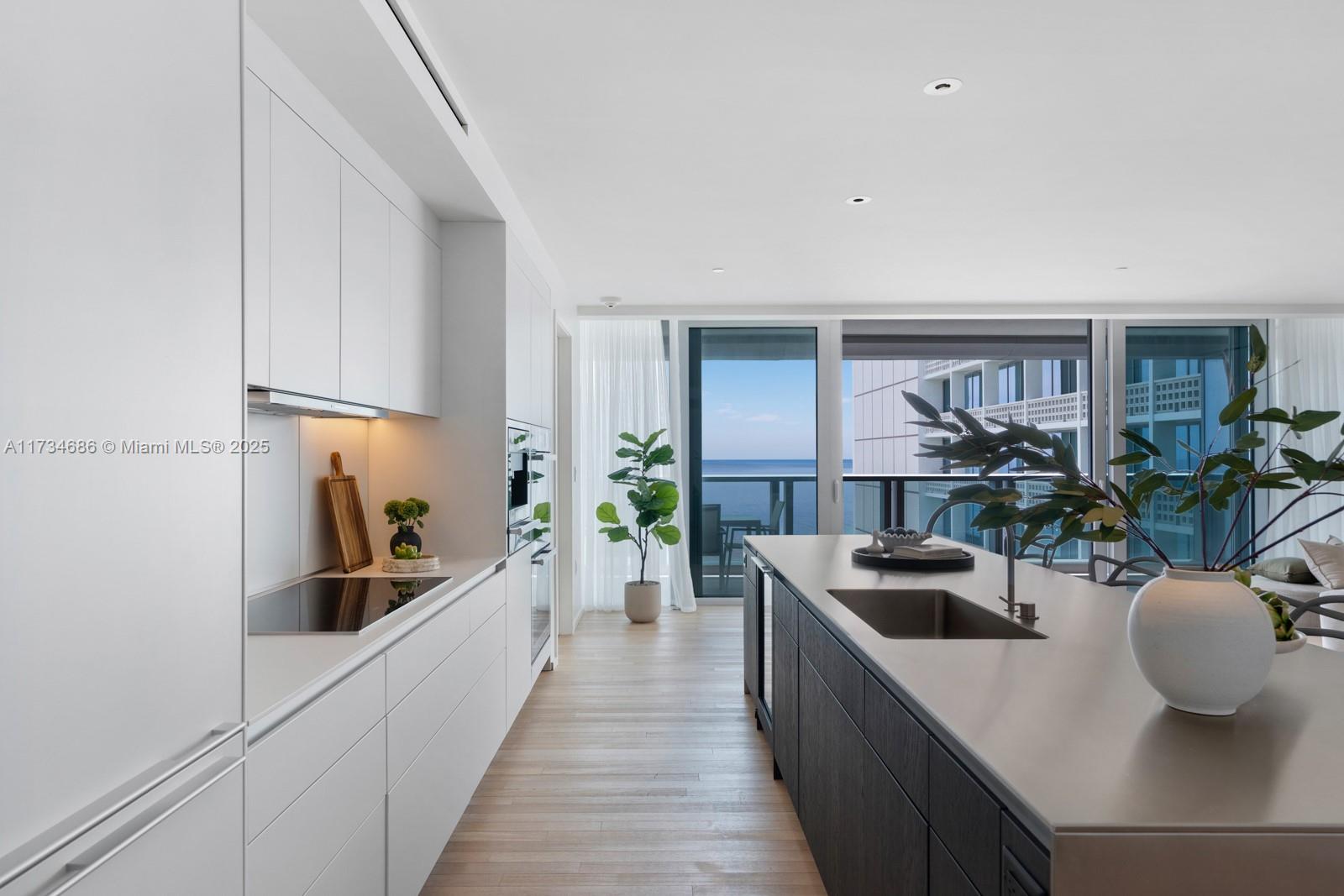 2901 Collins Avenue, Unit 1001 Miami Beach, FL 33140 - Photo 10 of 24