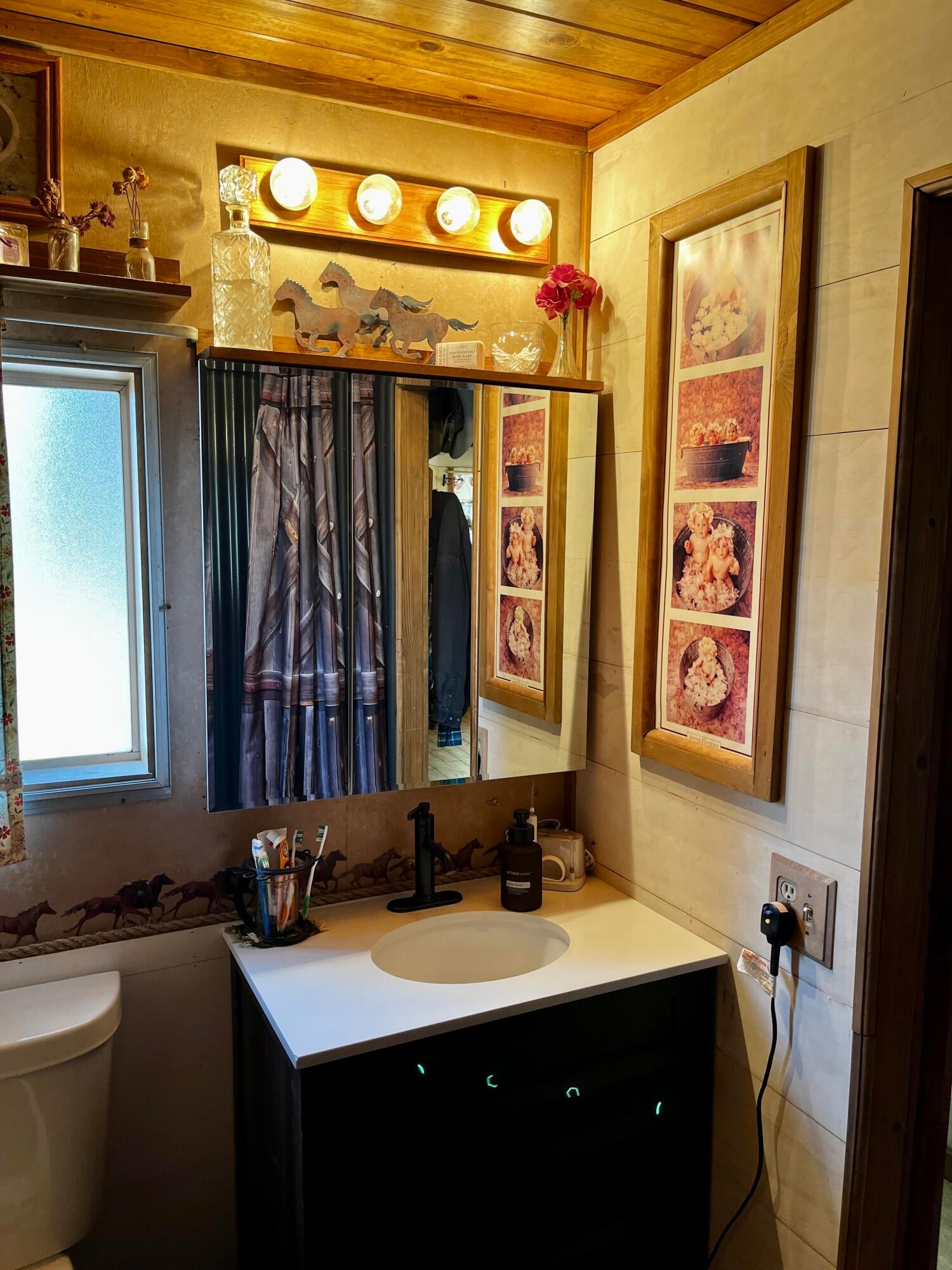149252 Jerry Road La Pine, OR 97739 - Photo 14 of 51 Vanity