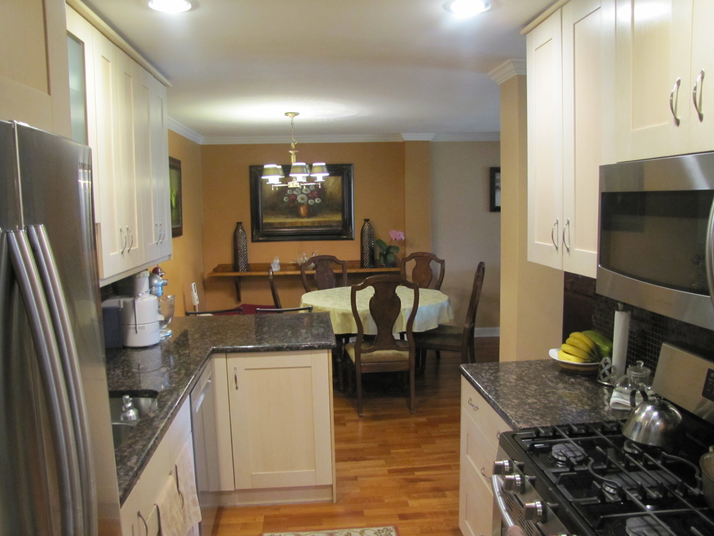 200 Thames Parkway, Unit 3E Park Ridge, IL 60068 - Photo 4 of 16