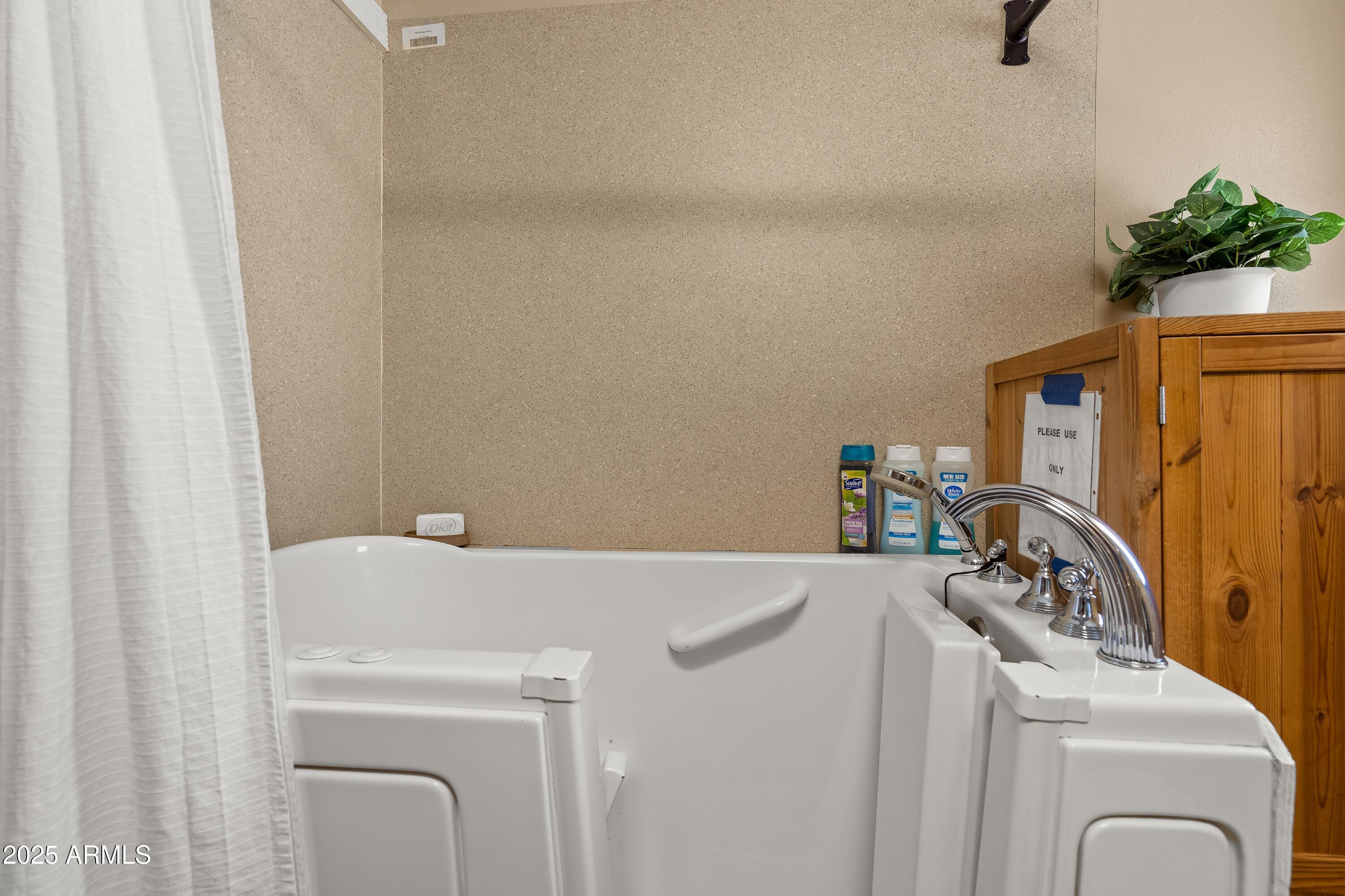 116 North 3rd Street Tombstone, AZ 85638 - Photo 16 of 64 a utility room with dryer and washer
