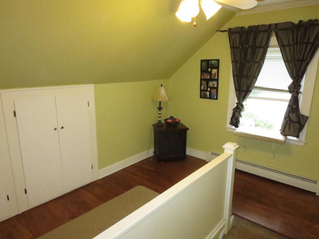 19 Kendall Street Rochester, NH 03867 - Photo 10 of 16