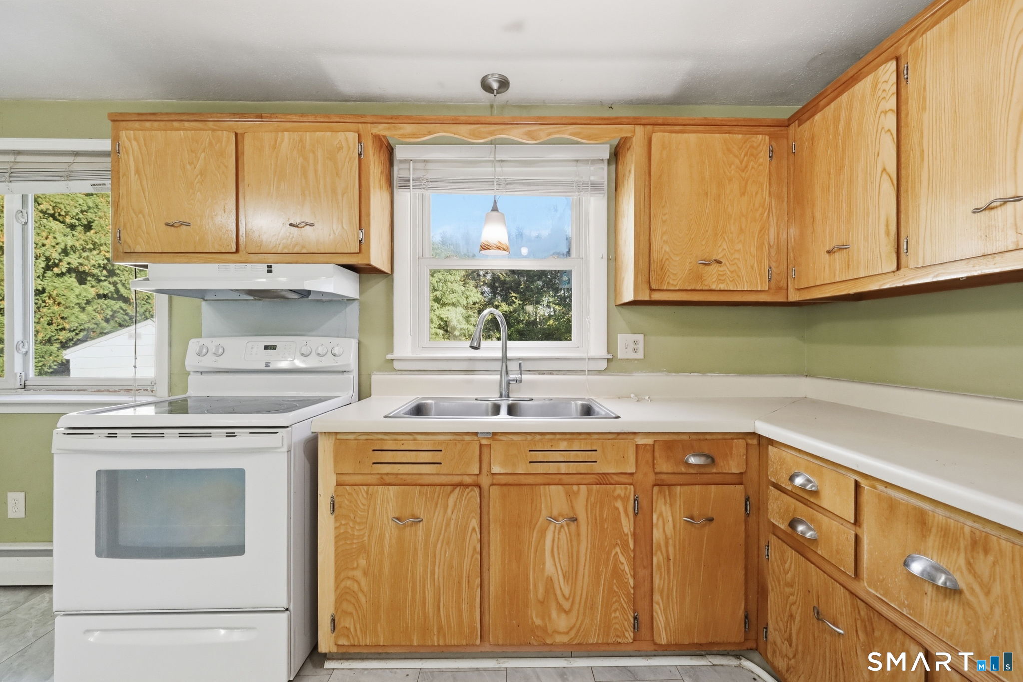 72 Graham Road South Windsor, CT 06074 - Photo 16 of 39 Gallery Image 16