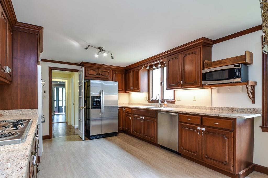 11 Cedar Hill Road Dover, MA 02030 - Photo 9 of 27 Gallery Image 9