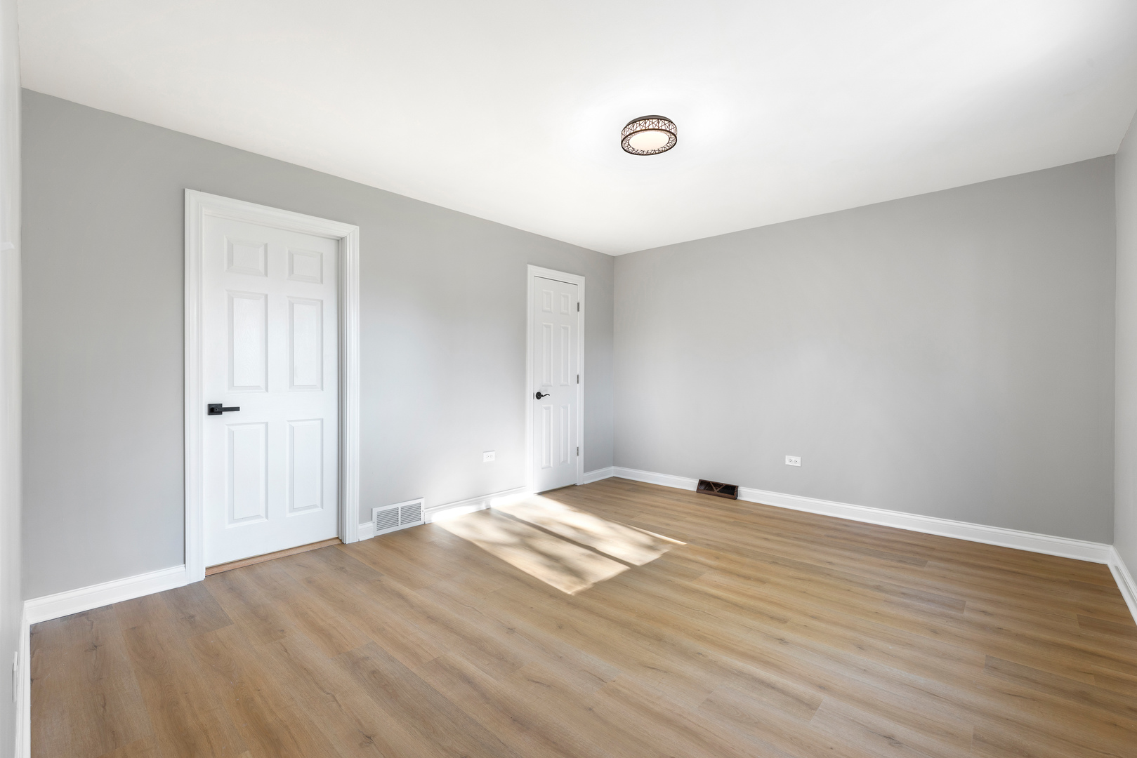 22 North 12th Street St. Charles, IL 60174 - Photo 13 of 37 a view of a room with wooden floor