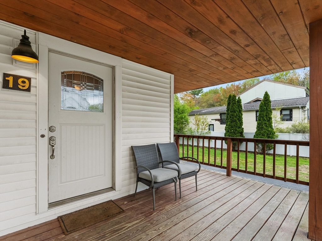 19 Cedar Road Shrewsbury, MA 01545 - Photo 7 of 42 Gallery Image 7