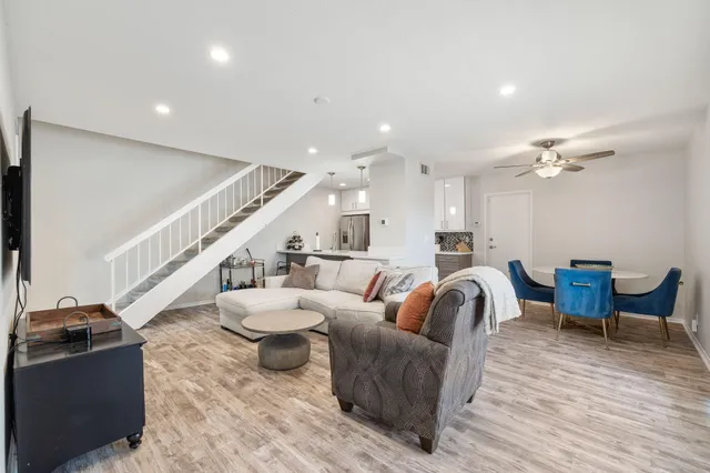 $374,900 | 74236 Catalina Way, Palm Desert, CA 92260