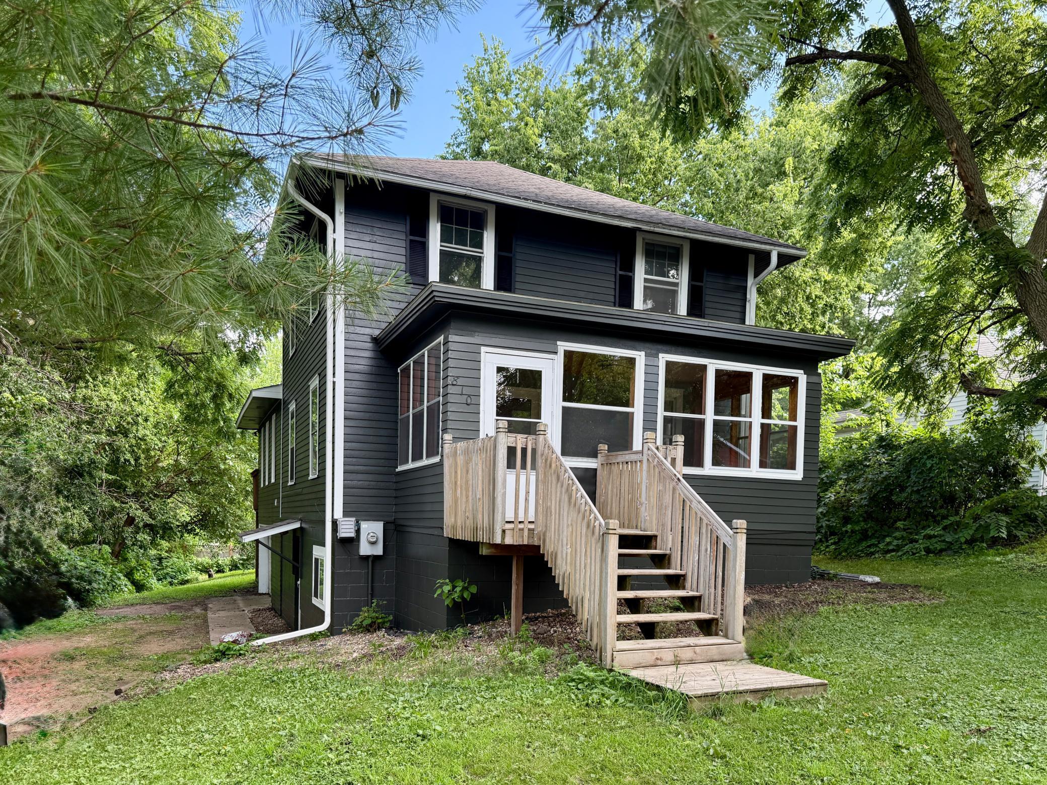 810 West Madison Street St. Peter, MN 56082 - Photo 1 of 1