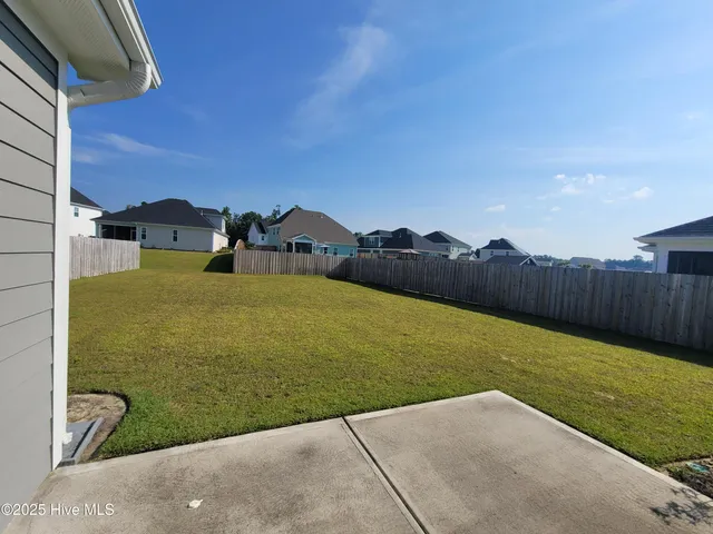 $3,200 | 1241 Pandion Drive, Wilmington, NC 28411