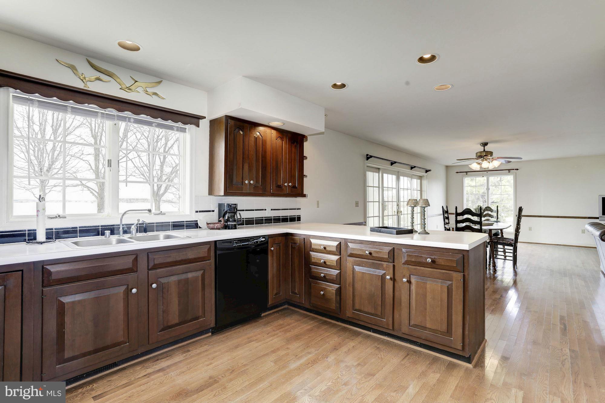 2848 Cox Neck Road Chester, MD 21619 - Photo 18 of 30 Kitchen
