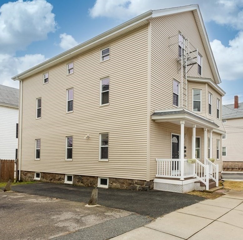 661 Maple Street Fall River, MA 02720 - Photo 3 of 41 Gallery Image 3