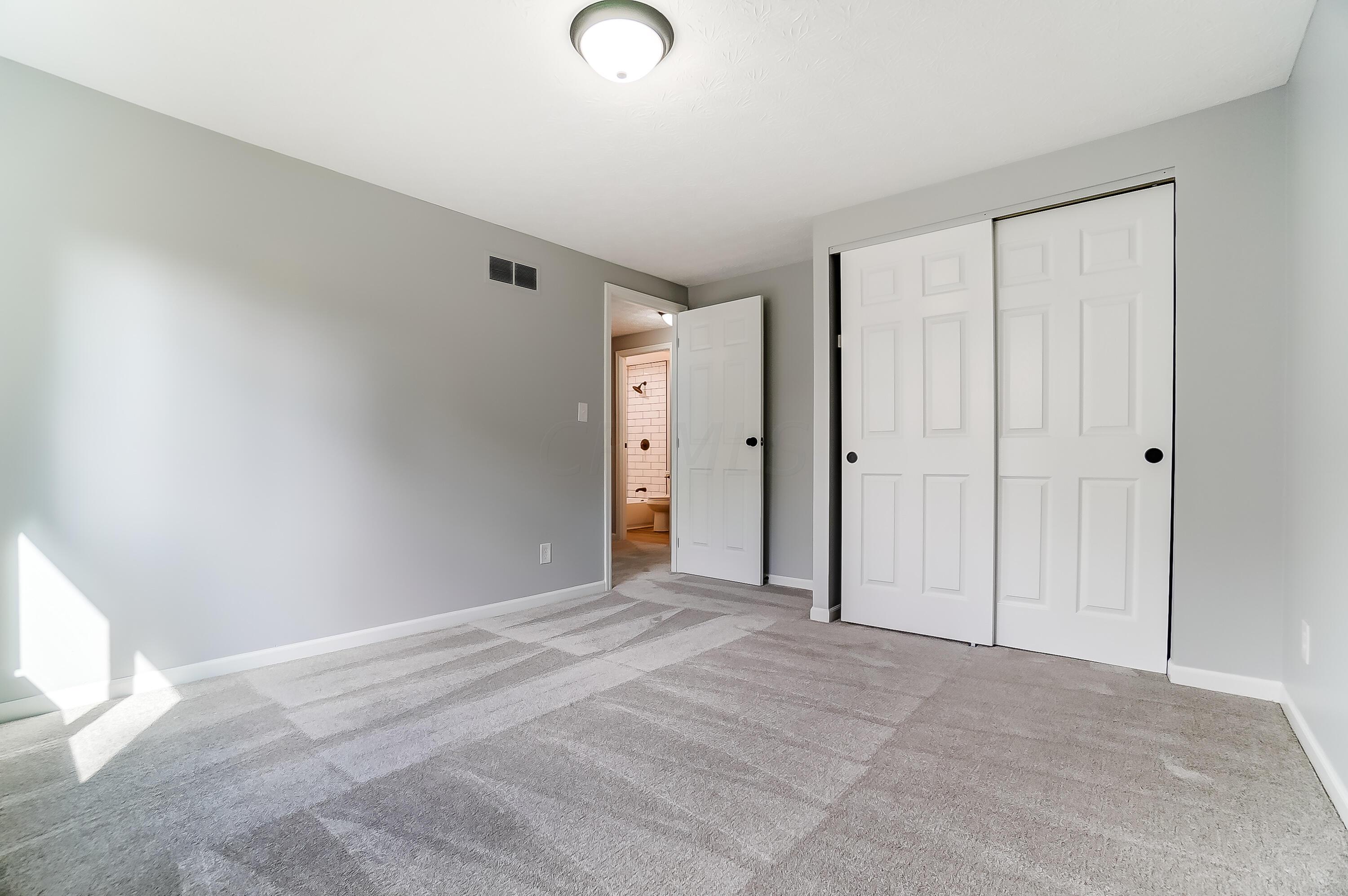 3240 Riverside Green Drive Dublin, OH 43017 - Photo 23 of 44 024