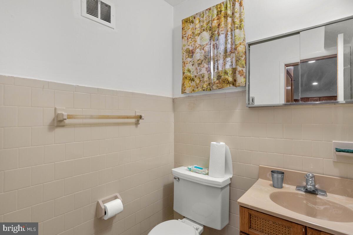 3409 Janet Road Silver Spring, MD 20906 - Photo 19 of 42 Half Bathroom on Lower 1