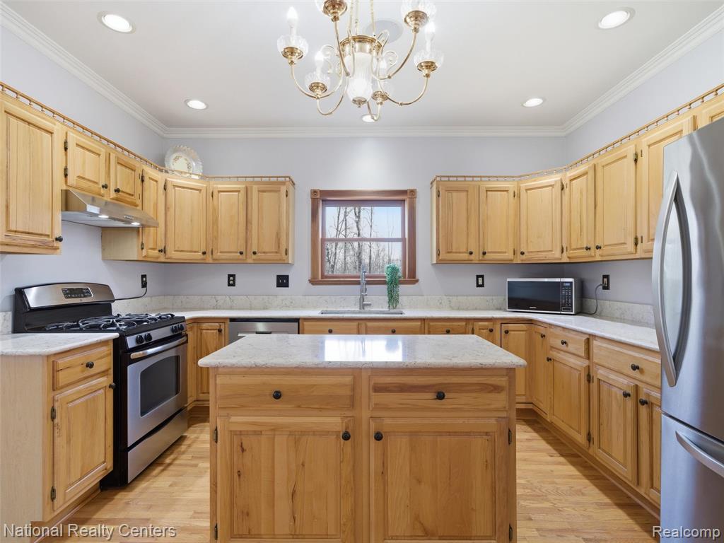 675 West Leonard Road Leonard, MI 48367 - Photo 19 of 45